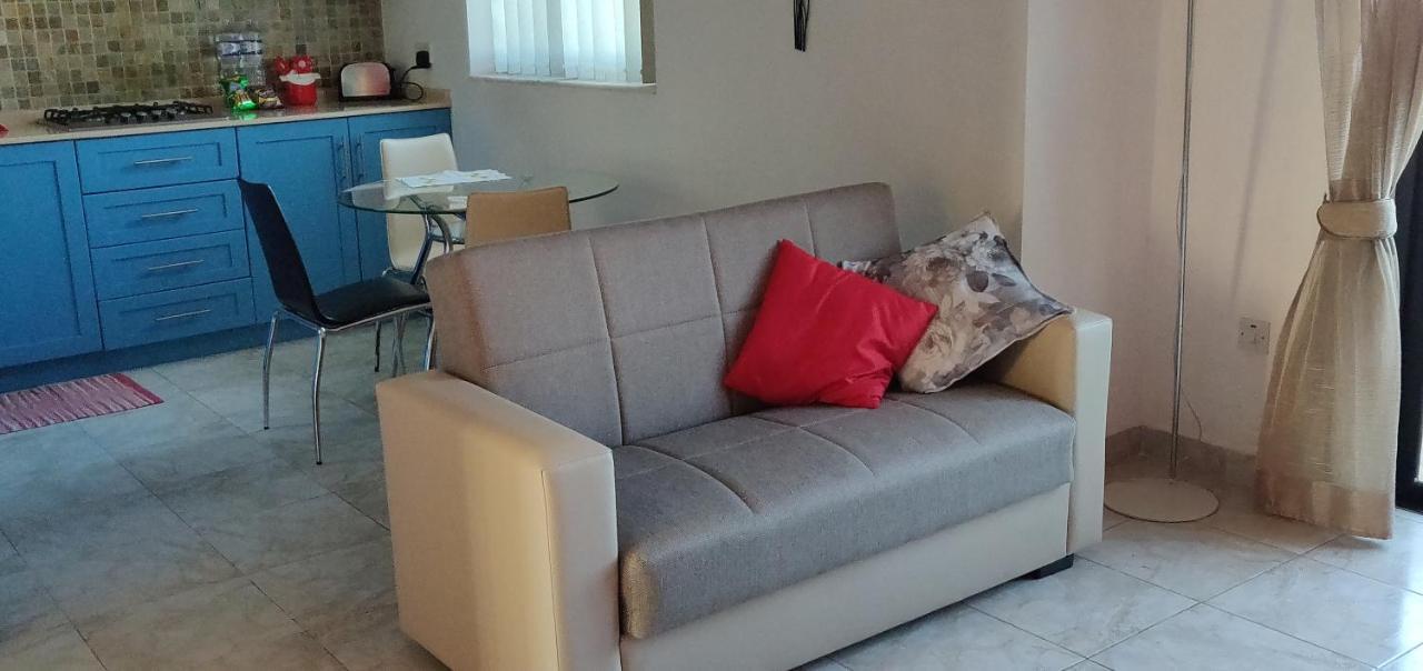 Panoramic Penthouse In Marsascala Which Enjoys Sea And Country Views Apartment Марсаскала Екстериор снимка