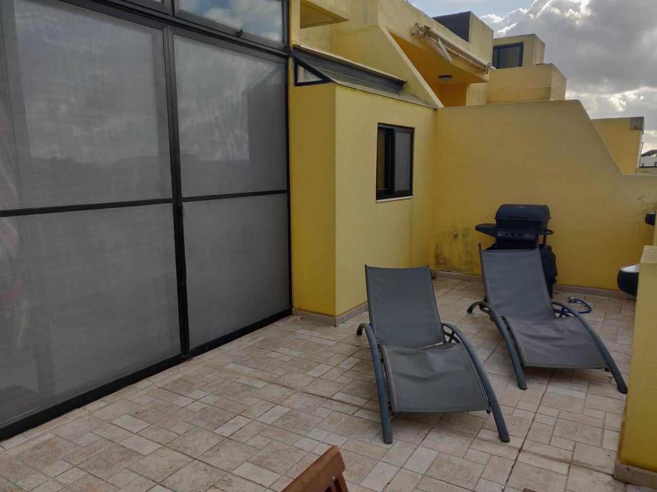 Panoramic Penthouse In Marsascala Which Enjoys Sea And Country Views Apartment Марсаскала Екстериор снимка