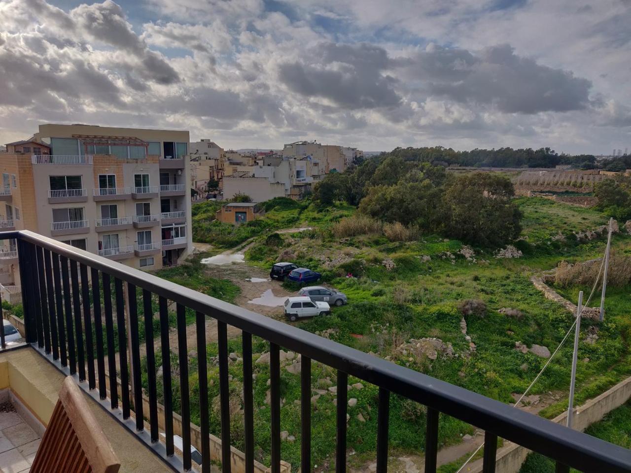 Panoramic Penthouse In Marsascala Which Enjoys Sea And Country Views Apartment Марсаскала Екстериор снимка