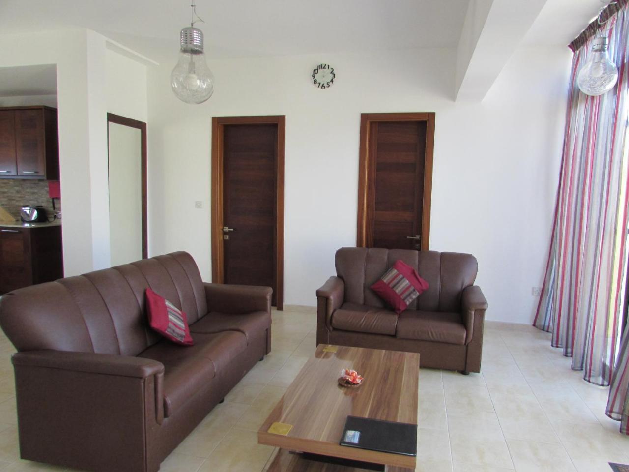 Panoramic Penthouse In Marsascala Which Enjoys Sea And Country Views Apartment Марсаскала Екстериор снимка